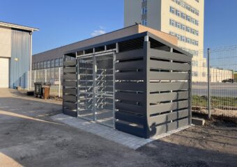 prügimaja metallist seinapaneelidega